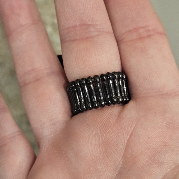 Hematite Butterfly Multicolor Crystal Rhinestone Stretch Ring - Picture 4 of 7